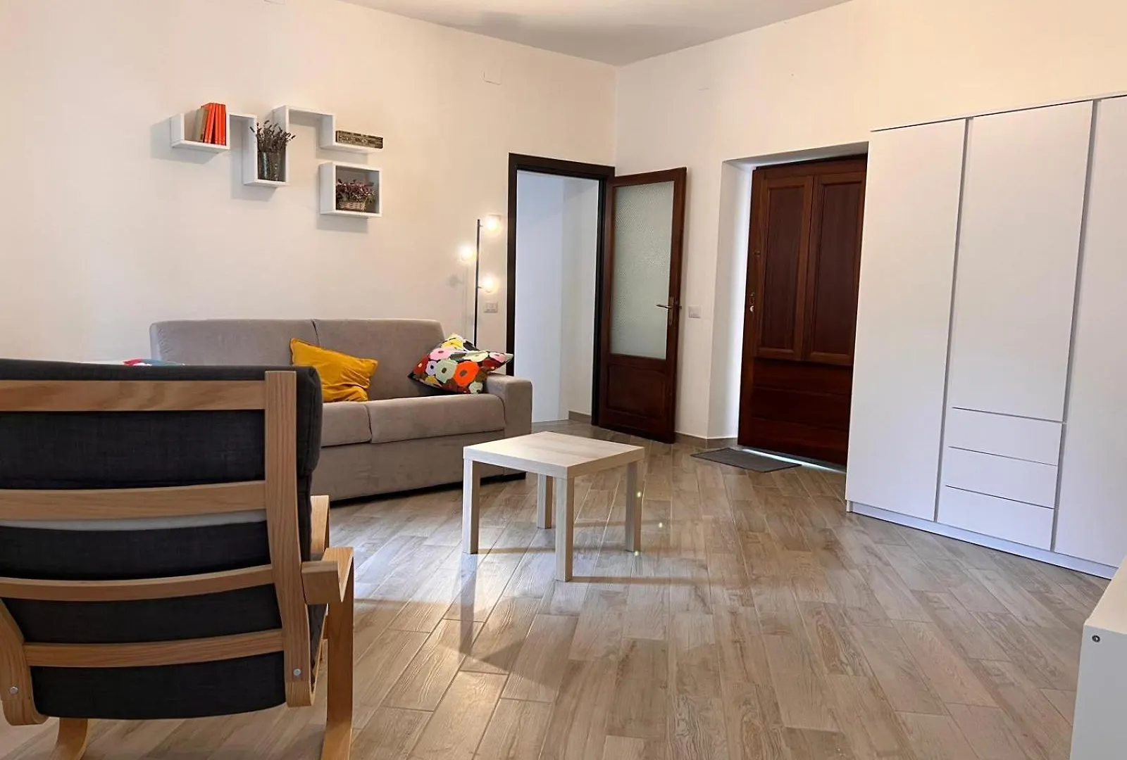 Kibilu - Relax Vicinanze Lago Di Varese Lomnago 0*,