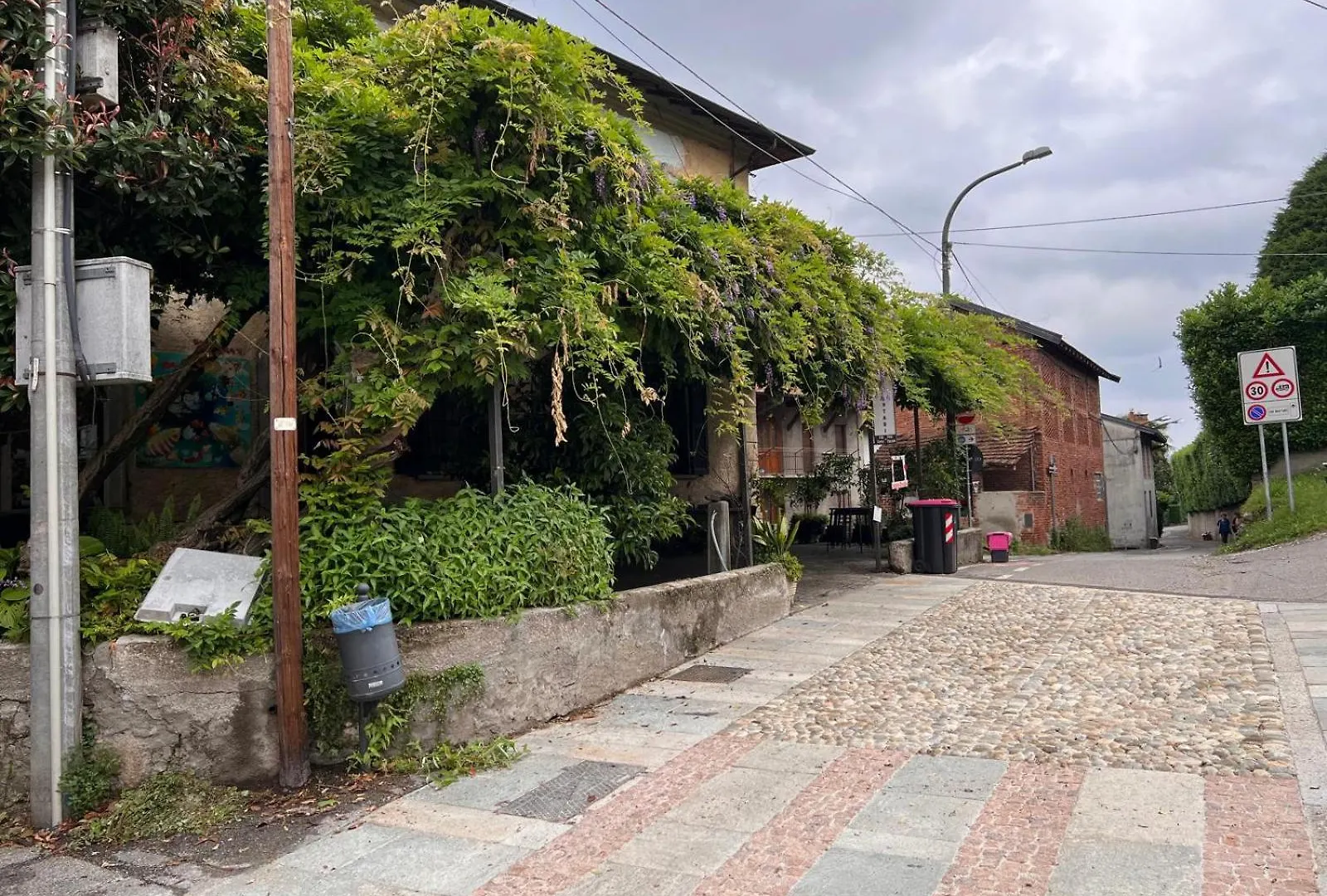 Kibilu - Relax Vicinanze Lago Di Varese Lomnago 0*,  イタリア